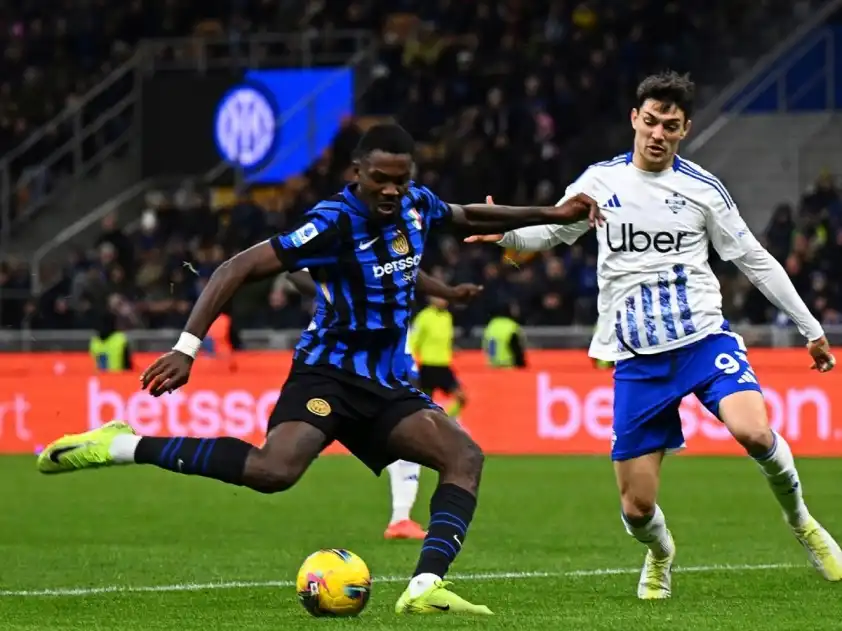 Nửa xanh thành Milan vẫn đang quá vượt trội ở đấu trường quốc nội Nửa xanh thành Milan vẫn đang quá vượt trội ở đấu trường quốc nội